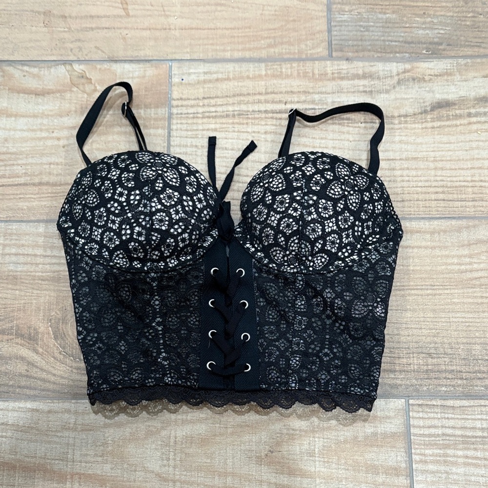 Victoria secrets Black Lace Bustier Top like new 32B